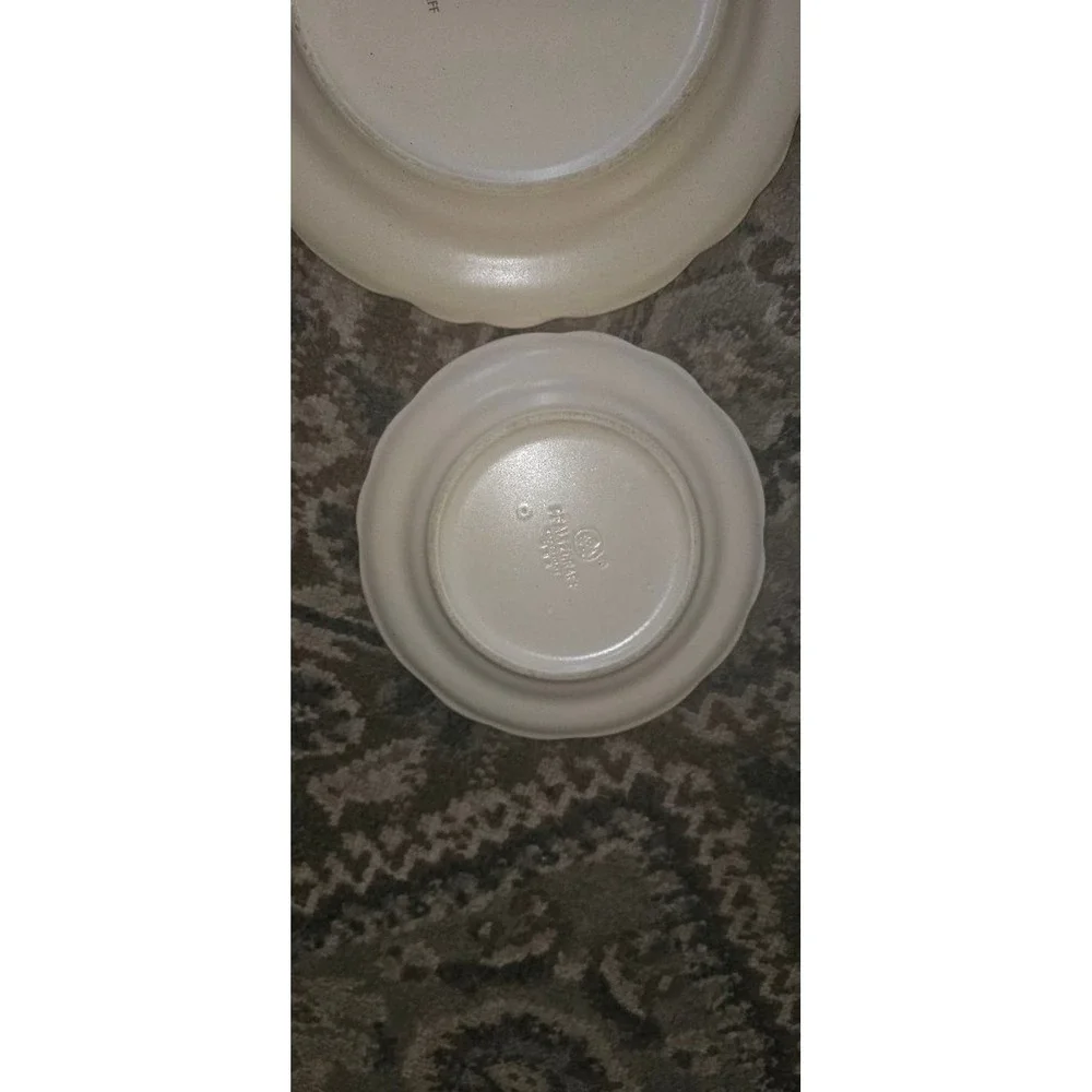 Vintage Pfaltzgraff Dinnerware. Heirloom Pink Floral scalloped edges set of 4